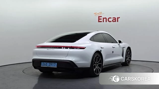 Porsche Taycan id 4381055 из Кореи 12
