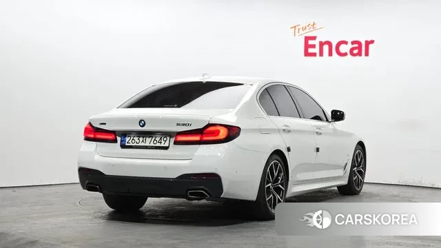 BMW 5 Series (G30) id 3640575 из Кореи 12