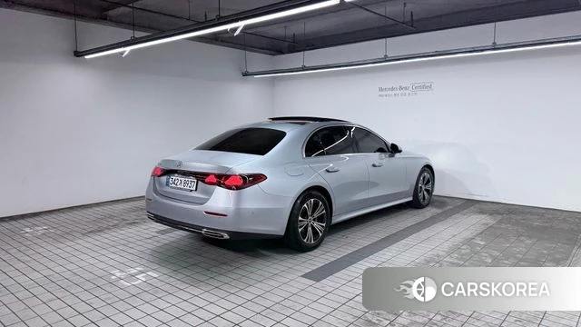 Mercedes-Benz E-Class W214 id 4571348 из Кореи 12