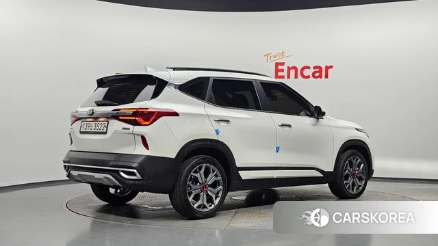 Kia Seltos id 4501922 из Кореи 12