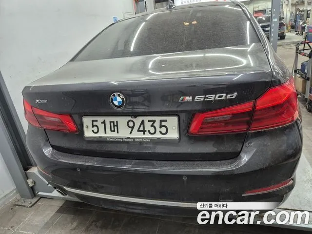 BMW 5 Series (G30) 2018 Серый из Кореи, фото 2