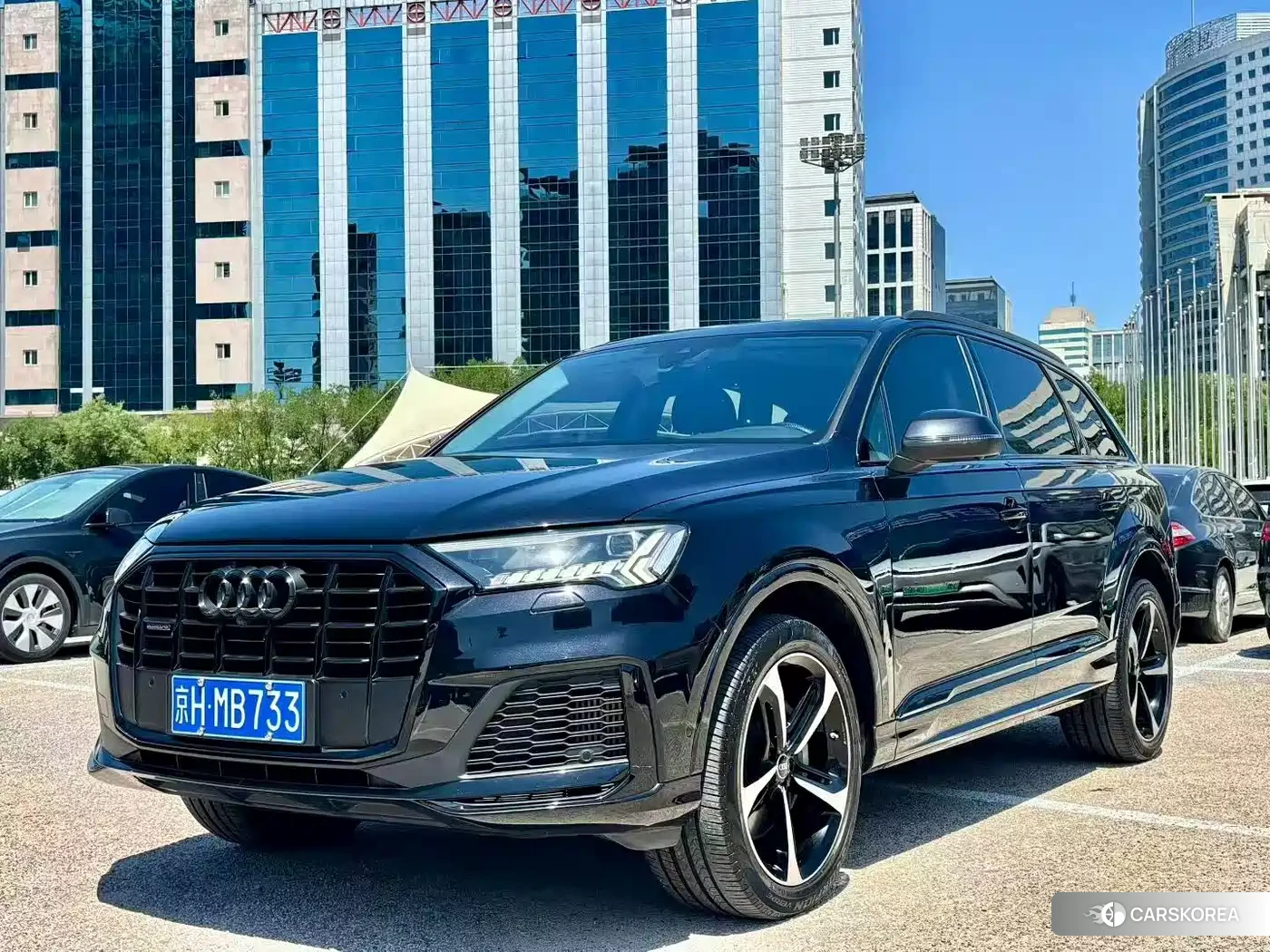 Audi Q7 2021 Черный из Китая, фото 6