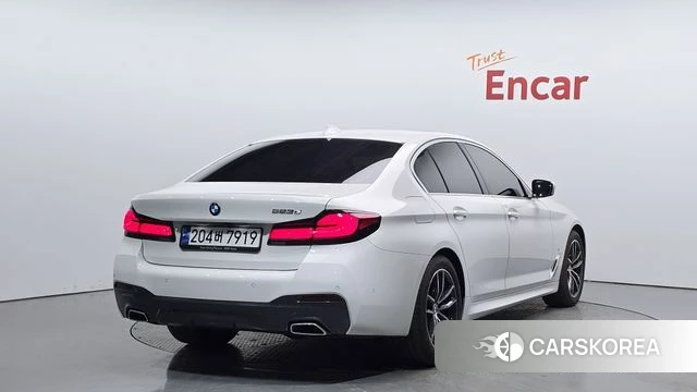 BMW 5 Series (G30) id 4343321 из Кореи 12