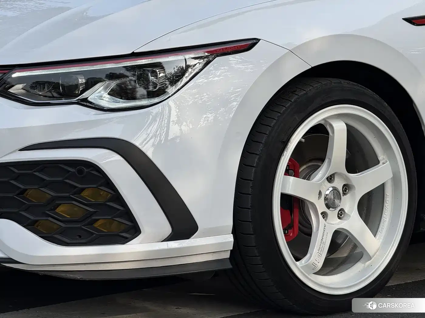 Volkswagen Golf 2023 Белый из Китая, фото 6