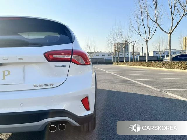 Ford Fox Active id 4208711 из Китая 12