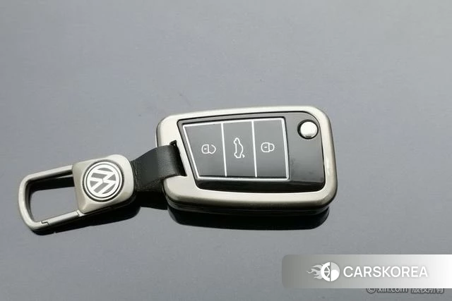 Volkswagen Passat id 4279119 из Китая 12