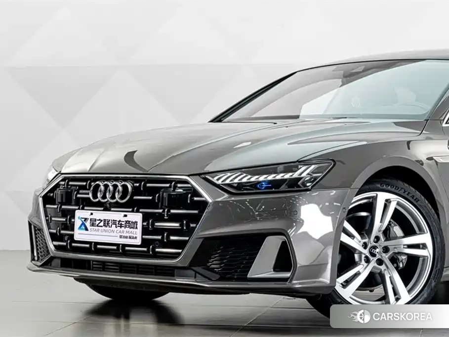 Audi A7L id 4669396 из Китая 12