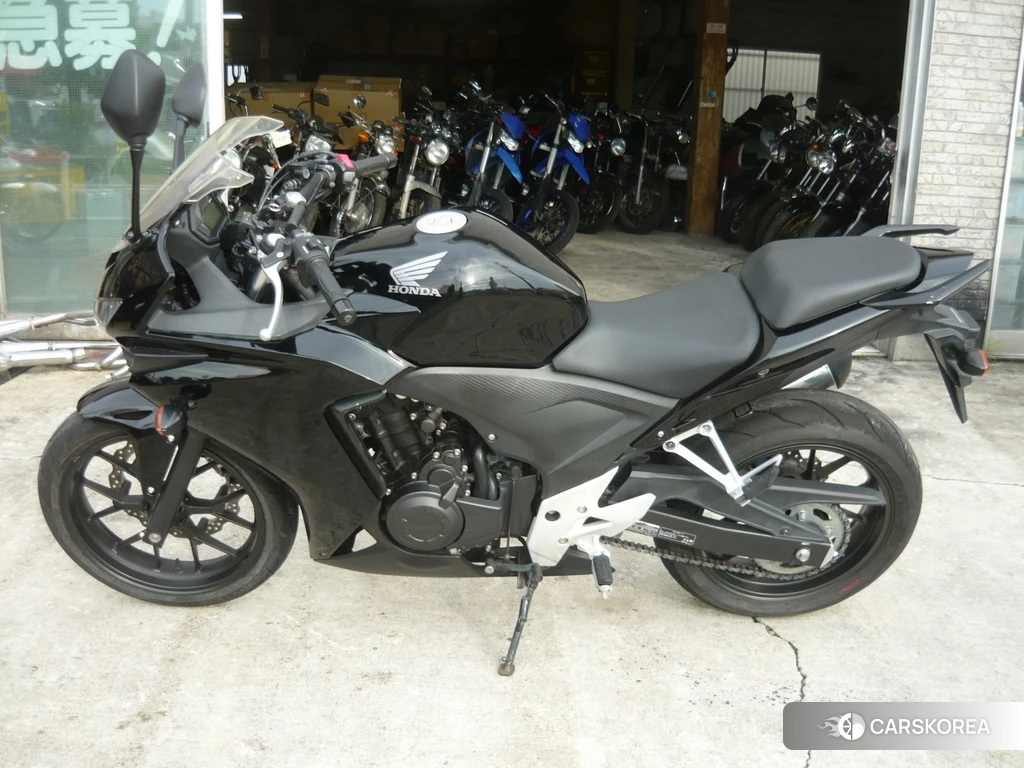 Проданный Honda CBR400R 2015 из Японии, фото 2
