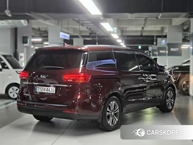 Kia The New Carnival id 4732649 из Кореи 12