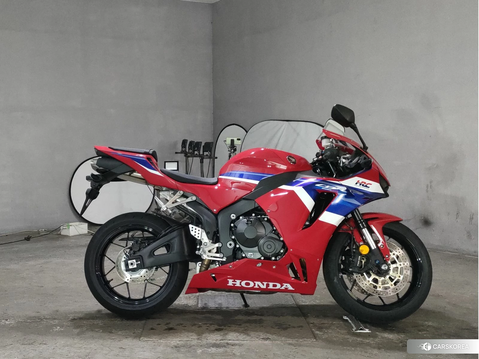 Проданный Honda CBR600RR id 3947209 из Японии, фото 3