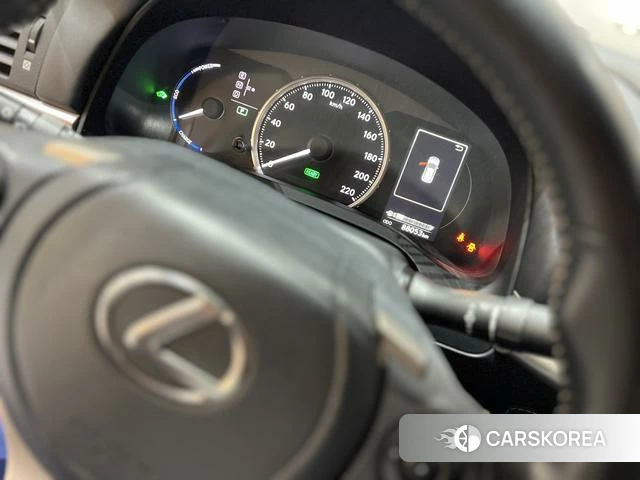 Lexus CT id 4213447 из Китая 11