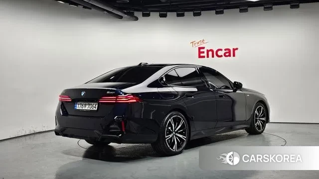 BMW 5 Series (G60) id 3420062 из Кореи 12