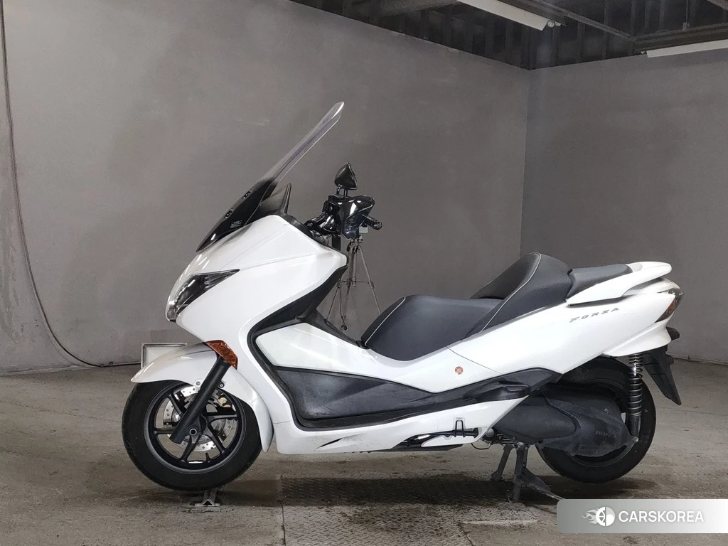 Проданный Honda FORZA Z 2012 из Японии, фото 2