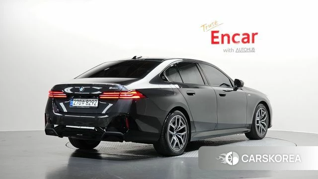 BMW 5 Series (G60) id 3896647 из Кореи 12