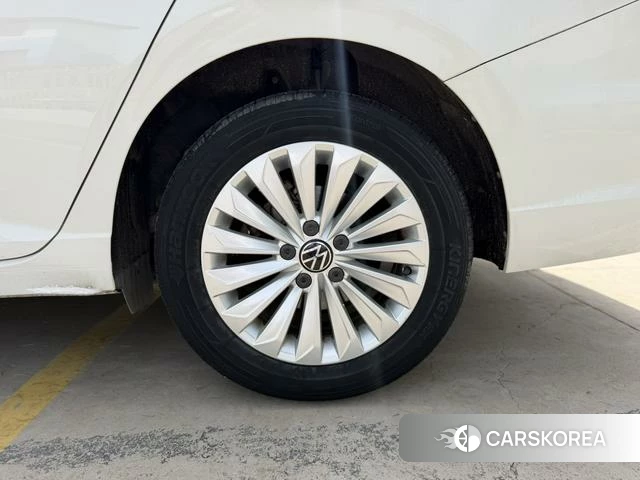 Volkswagen Lavida id 4271798 из Китая 8