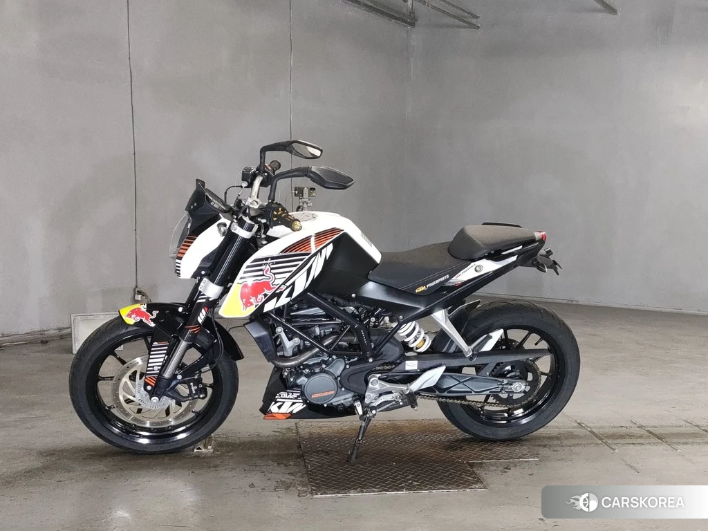 Проданный KTM 200 DUKE 2013 из Японии