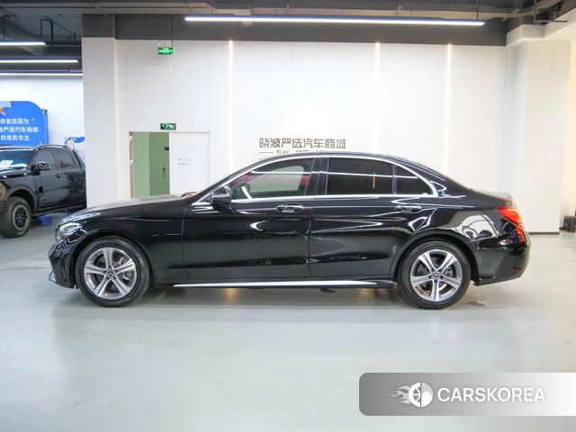 Mercedes-Benz Class C id 4235751 из Китая 10