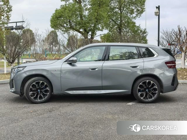 BMW X3 2025 Темно-серый из Китая, фото 5