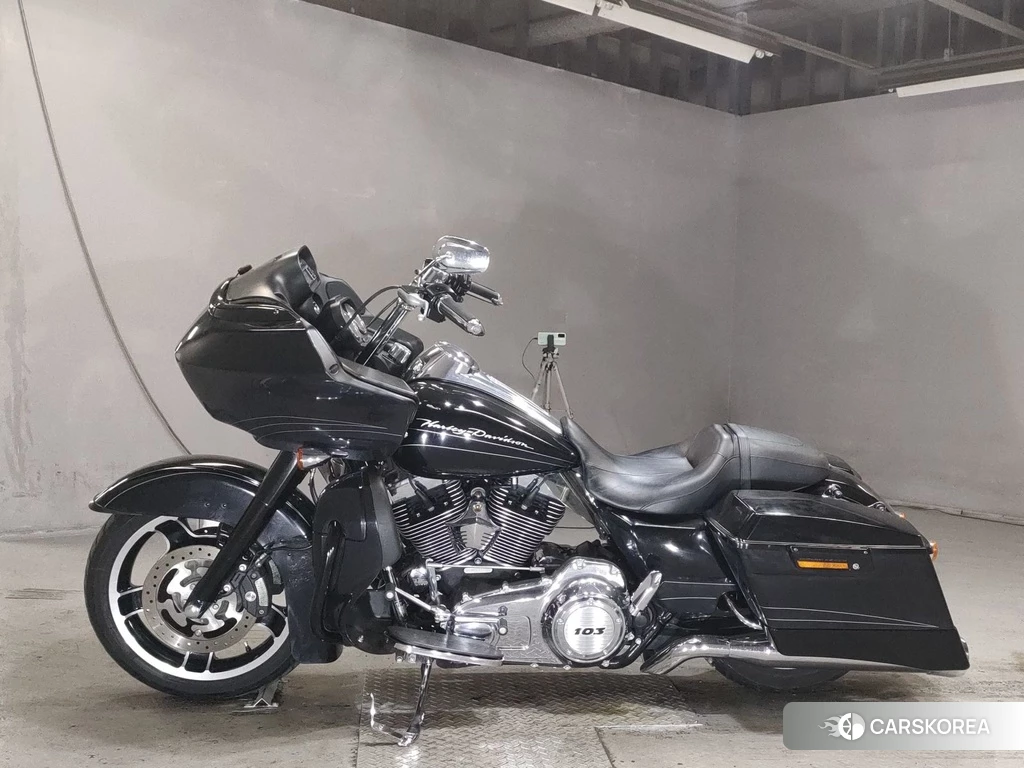 Проданный Harley-Davidson Road Glide FLTRX1690 2012 из Японии, фото 2