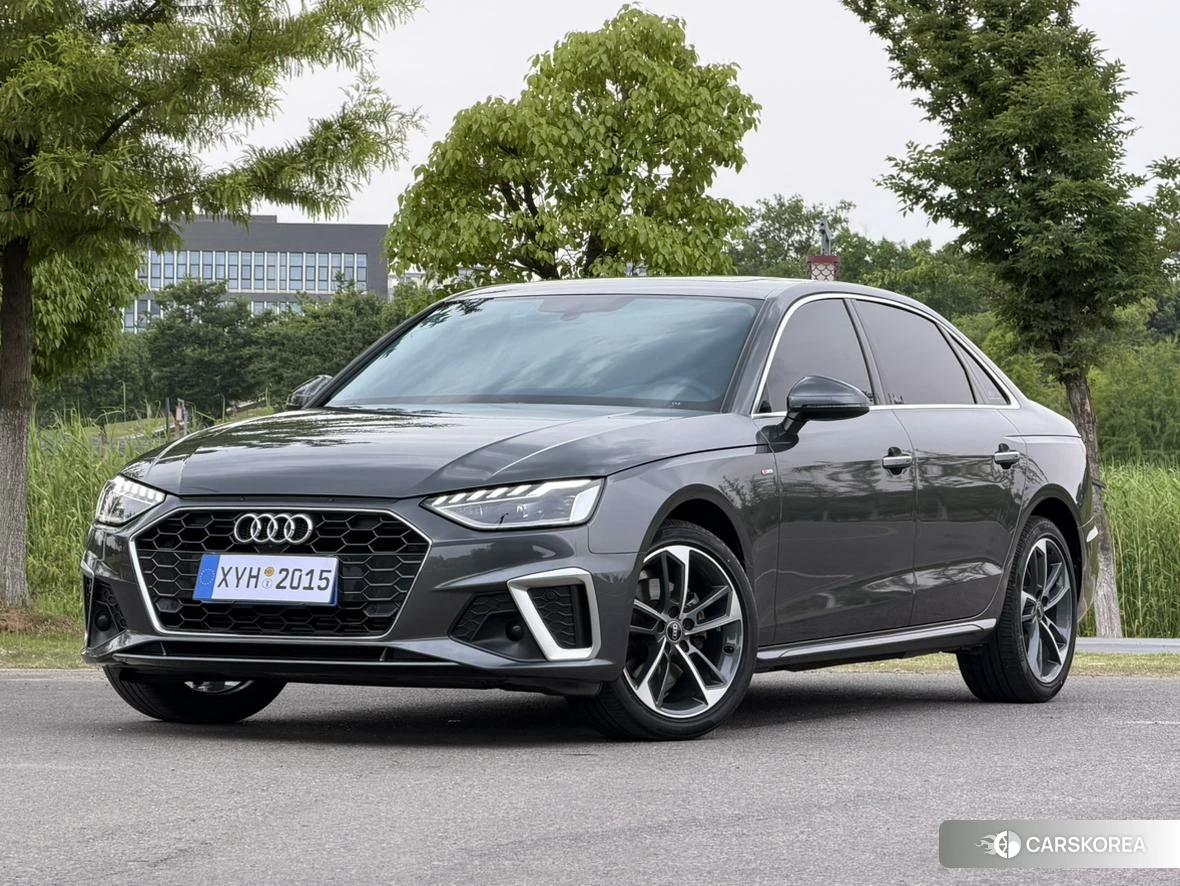 Audi A4L id 4452450 из Китая 9