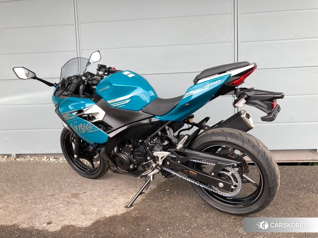 Проданный Kawasaki Ninja 400-2 2021 из Японии, фото 2