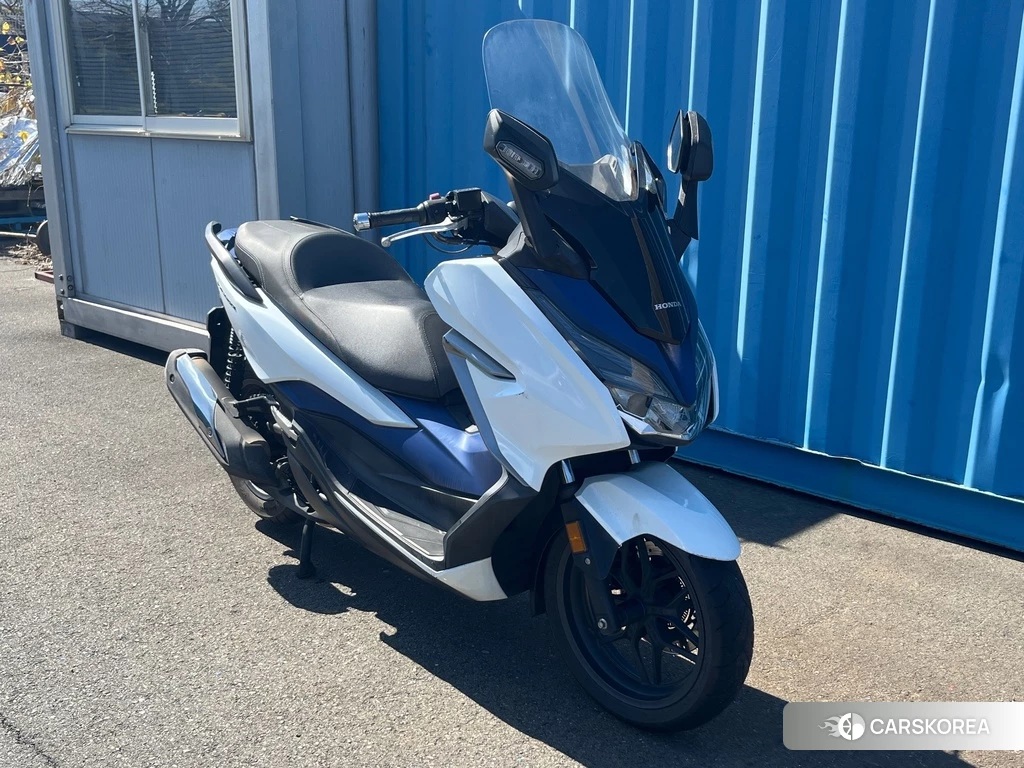 Проданный Honda FORZA 2018 из Японии