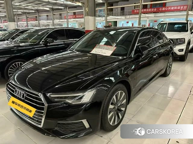 Audi A6L 2021 Черный из Китая, фото 2