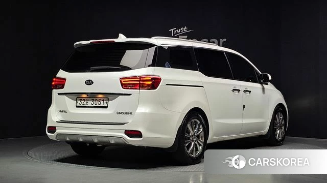 Kia The New Carnival id 4642820 из Кореи 12