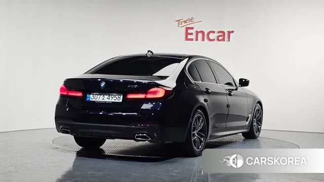 BMW 5 Series (G30) id 3508436 из Кореи 12