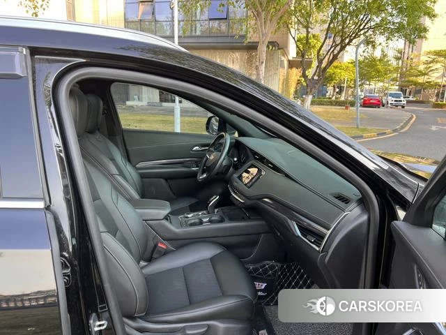 Cadillac XT4 id 4221809 из Китая 8