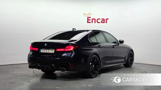 BMW 5 Series (G30) id 3852358 из Кореи 12