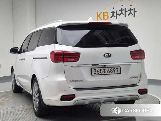 Kia The New Carnival id 3917040 из Кореи 11