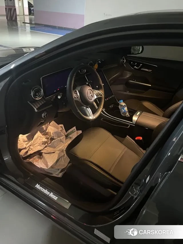 Mercedes-Benz C-Class W206 2022 Серый из Кореи, фото 2