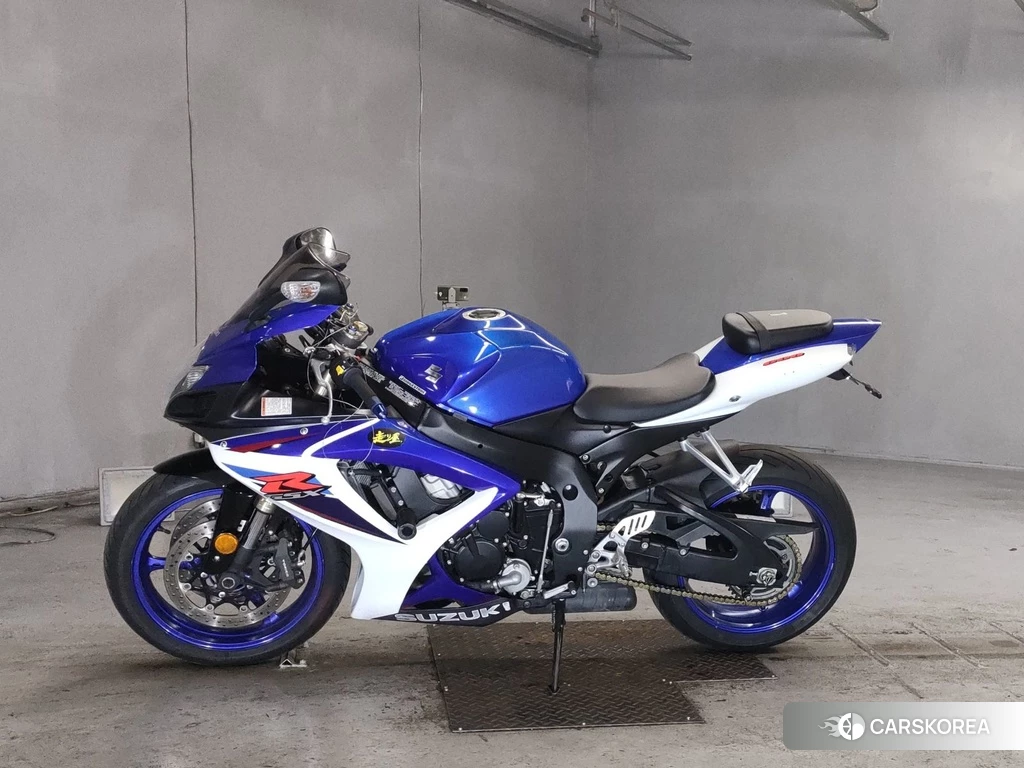 Проданный Suzuki GSX-R600 2016 из Японии, фото 2