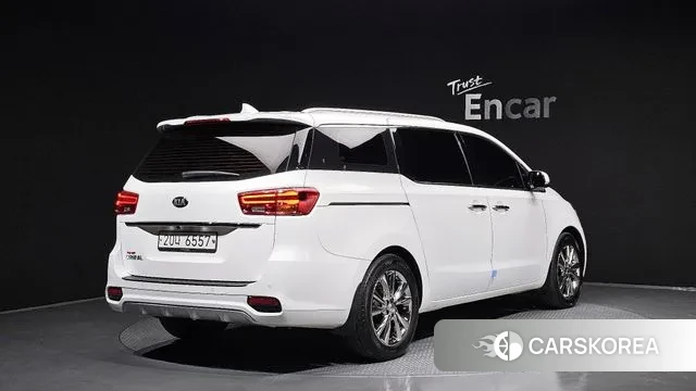 Kia The New Carnival id 3520441 из Кореи 12