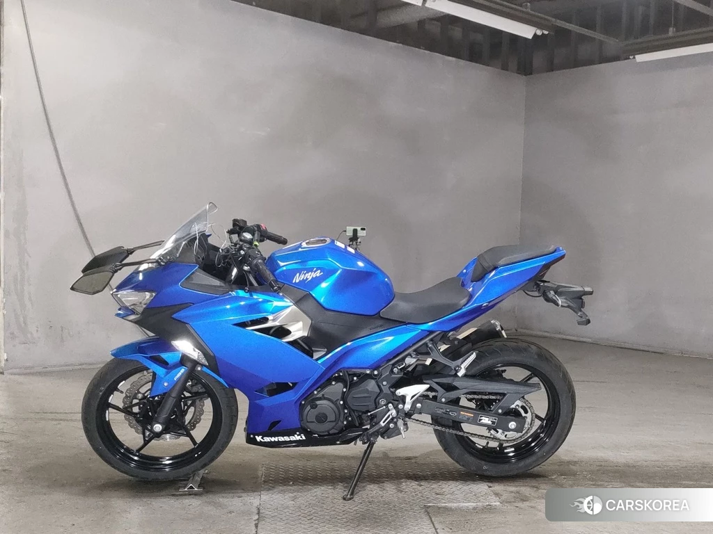 Проданный Kawasaki NINJA 250 2018 из Японии, фото 2