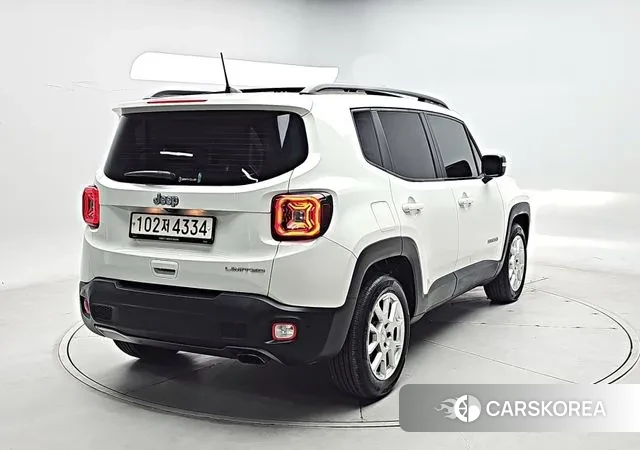 Jeep Renegade id 3626446 из Кореи 12