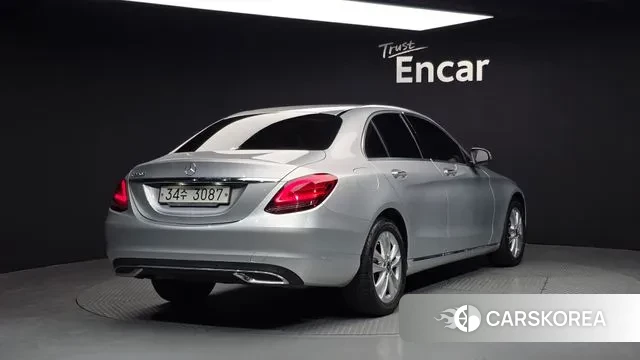 Mercedes-Benz C-Class W205 id 3713814 из Кореи 12