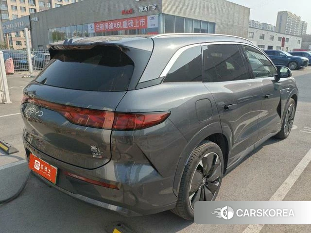 BYD Tang L EV 2025 Темно-серый из Китая, фото 2
