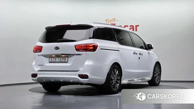 Kia The New Carnival id 4496906 из Кореи 12