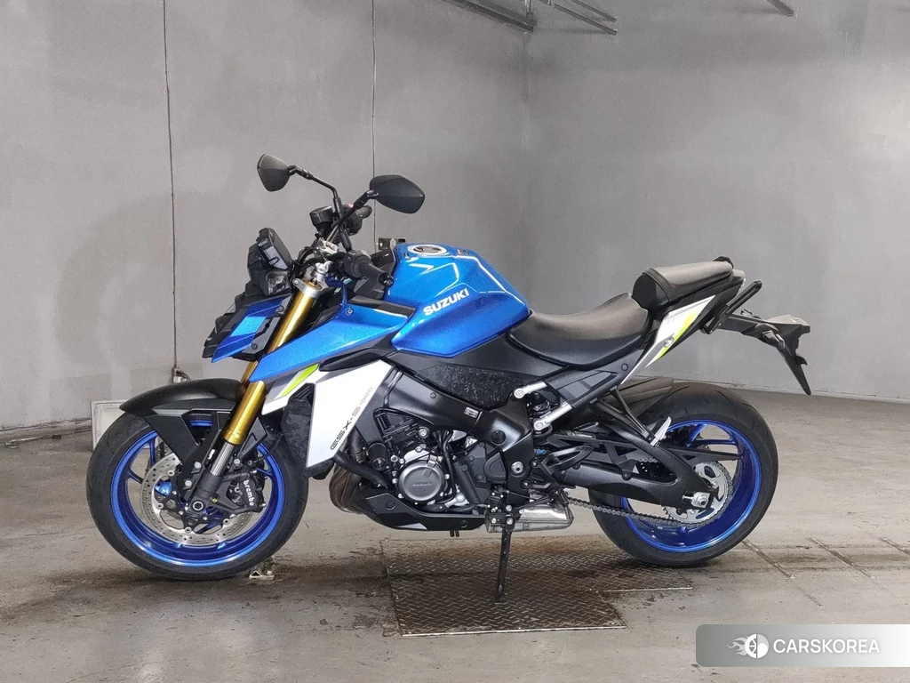 Проданный Suzuki GSX-S1000 2023 из Японии