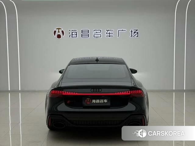 Audi RS 7 2022 Черный из Китая, фото 2