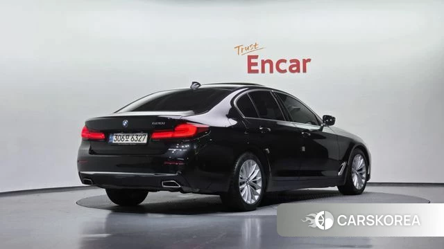 BMW 5 Series (G30) id 4303531 из Кореи 12