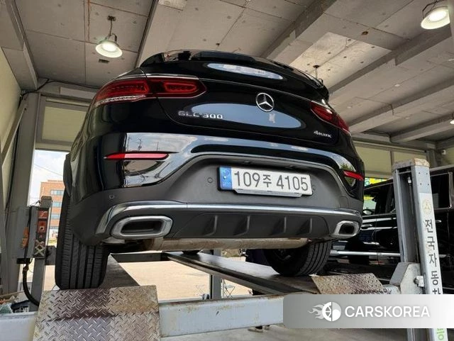 Mercedes-Benz GLC-Class X253 2022 Черный из Кореи, фото 2