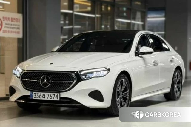 Mercedes-Benz E-Class W214 2025 Белый из Кореи, фото 2