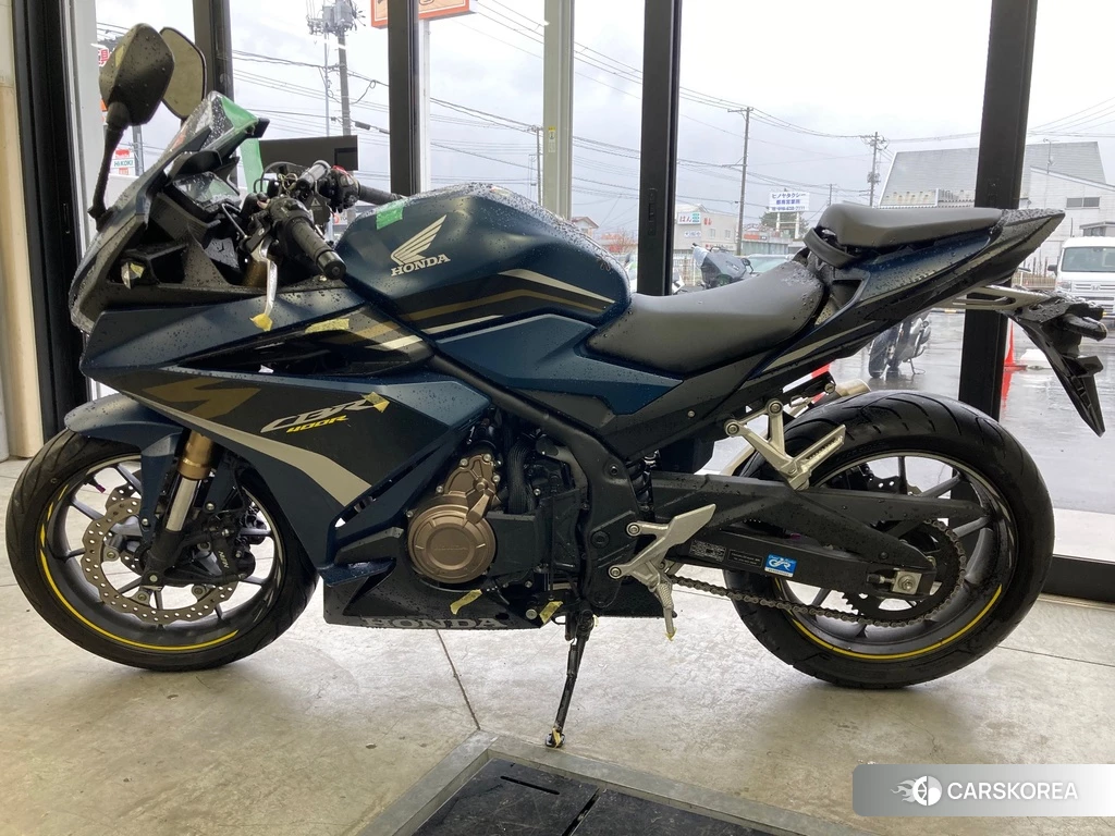 Проданный Honda CBR400R 2022 из Японии, фото 2