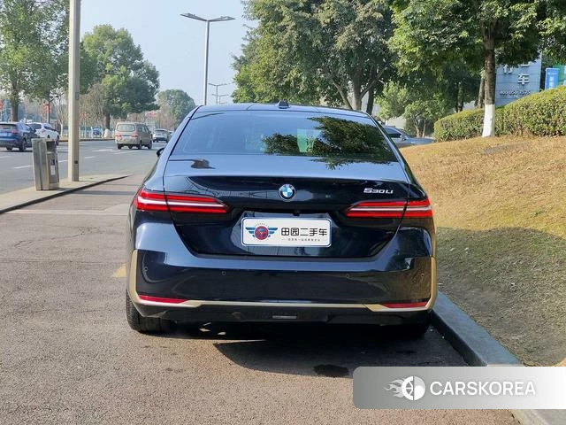 BMW 5 series 2024 Черный из Китая, фото 2