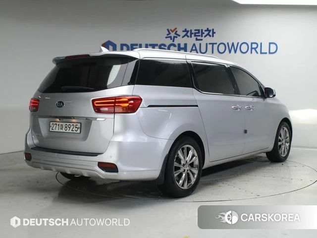 Kia The New Carnival id 4628697 из Кореи 12