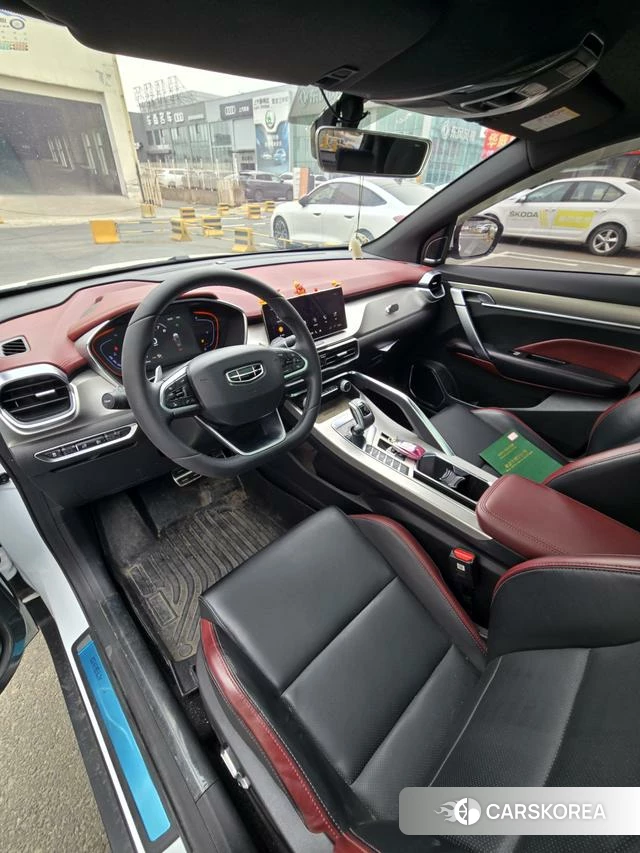 Geely Automobile Binyue 2020 Белый из Китая, фото 4