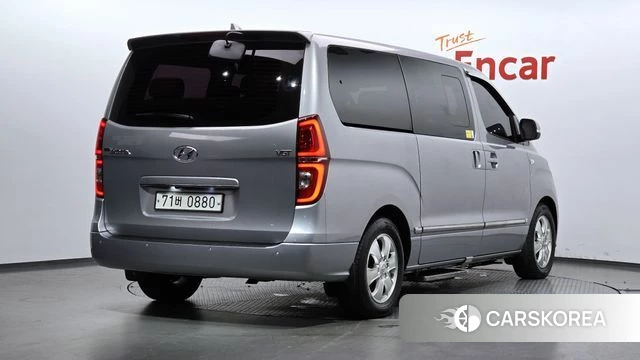 Hyundai The New Grand Starex id 4642739 из Кореи 12